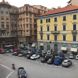 Due Papi 3*, Savona Italien